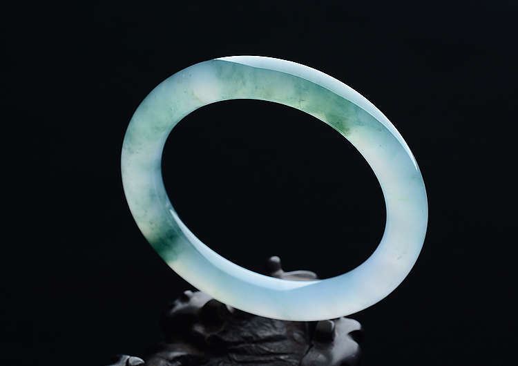 (超值推荐)冰种晴水飘花圆条手镯（55.8mm）