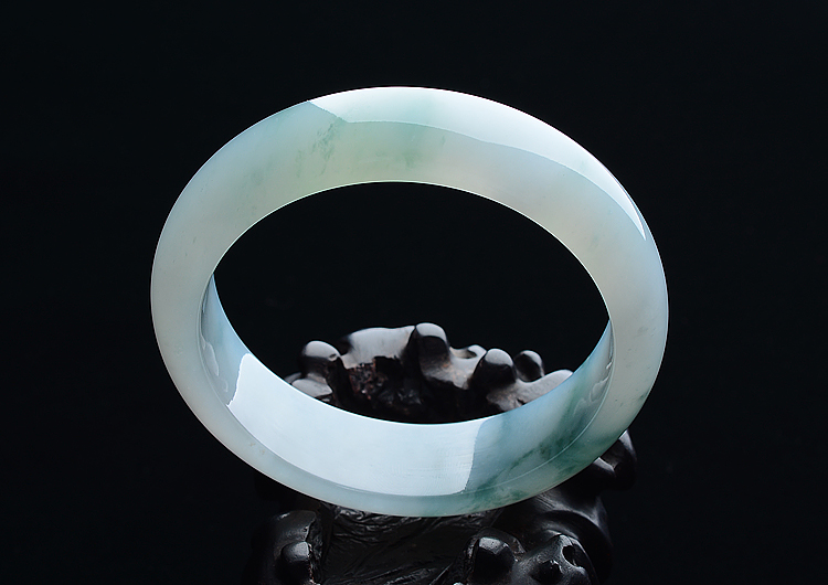 糯冰种飘花手镯（57.5mm）