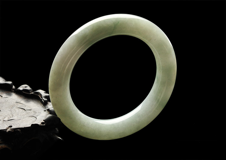 糯冰种飘花圆条手镯(53.7mm)