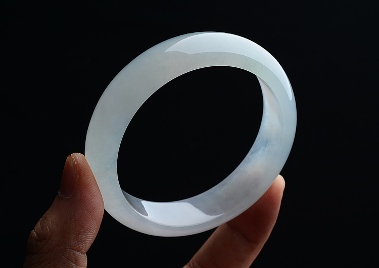 (超值推荐)冰种晴水手镯（56.7mm）