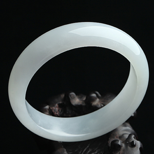 (超值推荐)糯冰种晴水手镯（58.5mm）