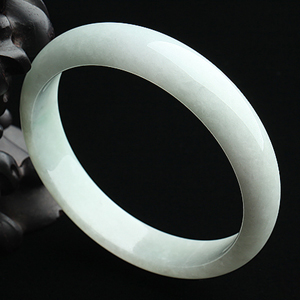 细糯种白色手镯（57.3mm）