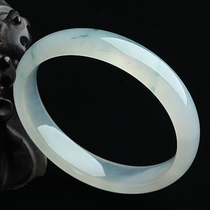 冰玻种飘花手镯（60.1mm）