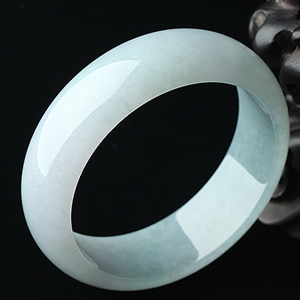 (超值推荐)冰种晴水手镯（58.4mm）
