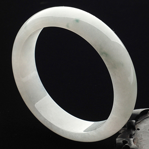 冰种晴水略飘花手镯(59.3mm)