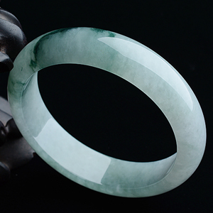 糯冰种飘墨绿花手镯（57.5mm）
