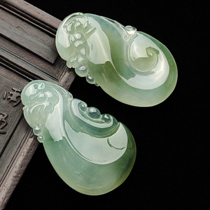冰种晴水带褐黄翡仿古龙凤牌挂件(一对)