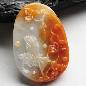 糯冰种红黄翡蝶恋花挂件