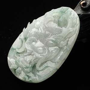 糯冰种飘花龙头挂件