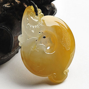 (超值推荐)冰种黄翡仿古龙挂件