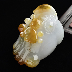 (超值推荐)糯冰种黄翡略飘花知足常乐挂件