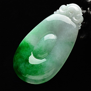 (超值推荐)糯冰种阳绿福在眼前挂件