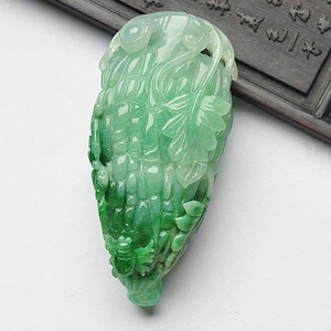 糯冰种飘翠苦尽甘来挂件