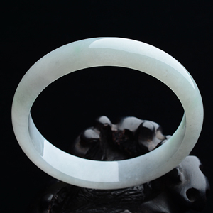 (超值推荐)糯冰种晴水手镯（54.5mm）