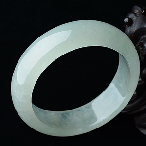 (超值推荐)冰种晴水手镯（57mm）