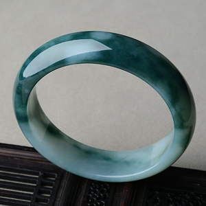 (超值推荐)糯冰种飘青花手镯（61mm）