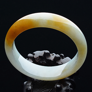 (超值推荐)糯冰种晴水黄翡手镯（60.6mm）