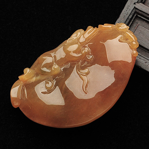 糯冰种褐黄翡如意寿挂件