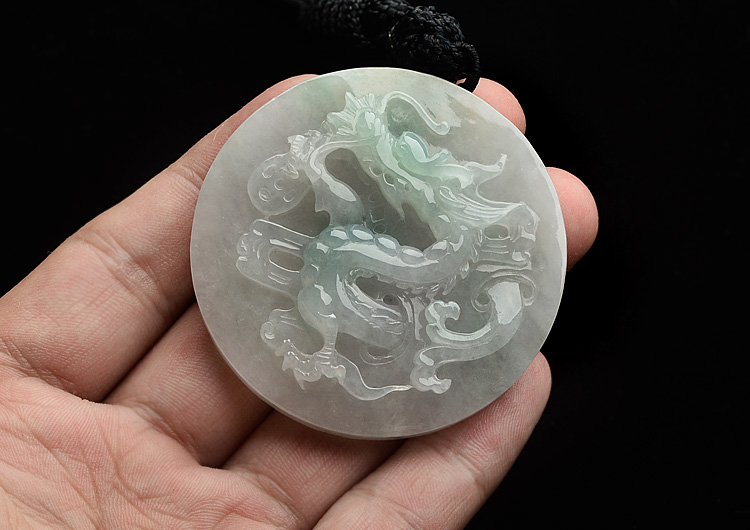 （一口价扫货）糯冰种飘花龙牌挂件