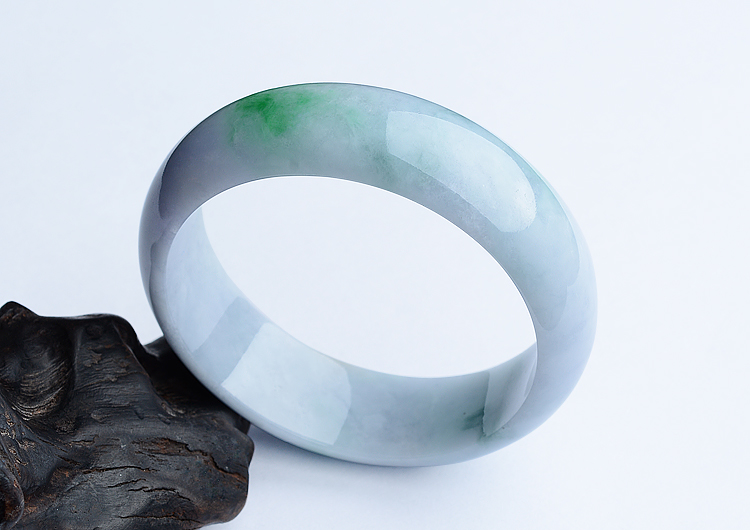 糯冰种春带彩手镯（59.3mm）