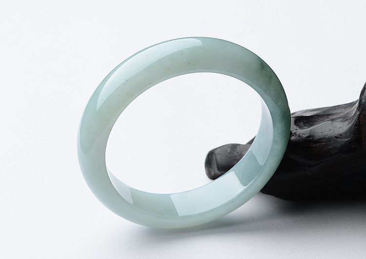 糯冰种晴水飘花手镯（56.8mm）