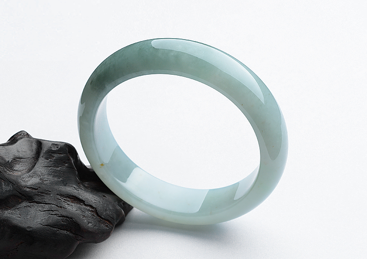 糯冰种晴水飘花手镯（56.8mm）