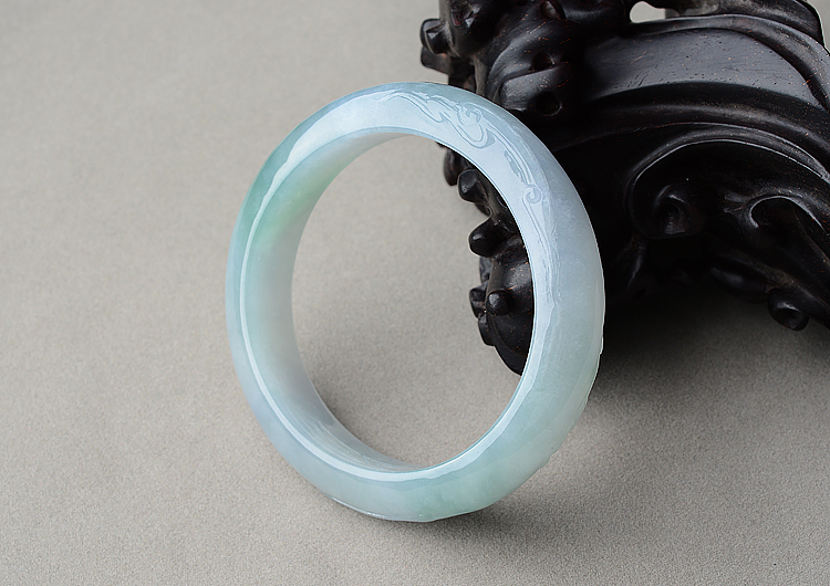 糯冰种晴水飘花雕花手镯(55.3mm)