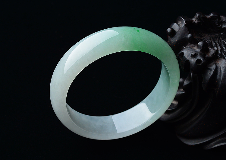 糯冰种晴水飘翠手镯（59.8mm）