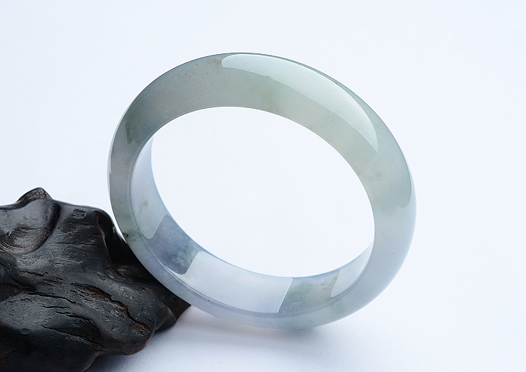 (超值推荐)冰种淡紫罗兰飘花手镯（58.5mm）