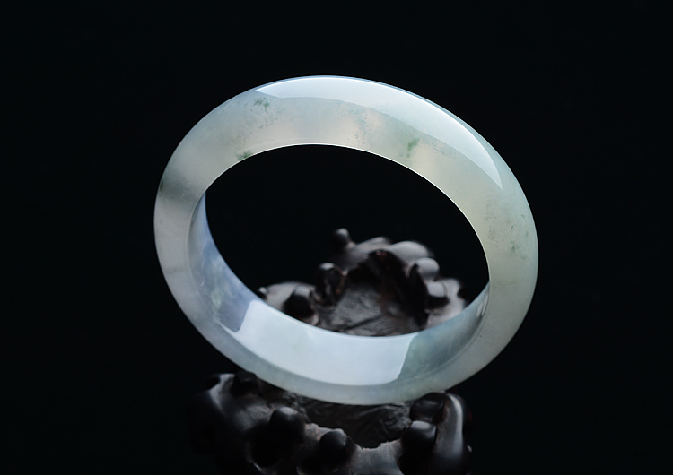 (超值推荐)冰种淡紫罗兰飘花手镯（58.5mm）