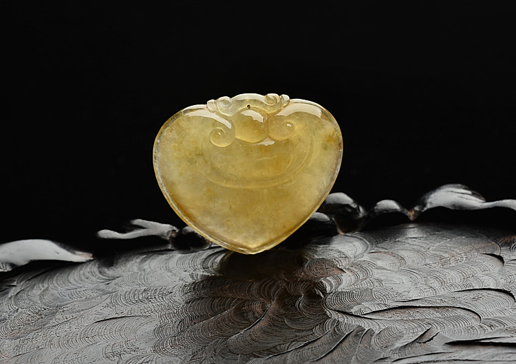 (成本清仓)冰种褐黄翡如意挂件