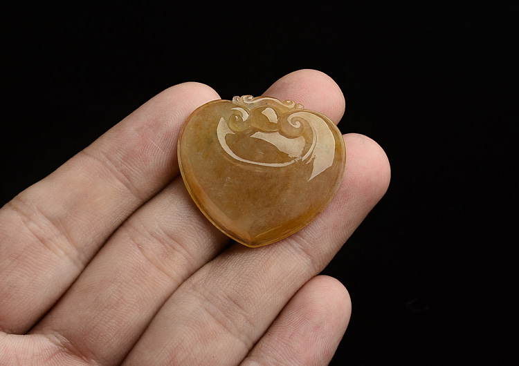 (成本清仓)冰种褐黄翡如意挂件