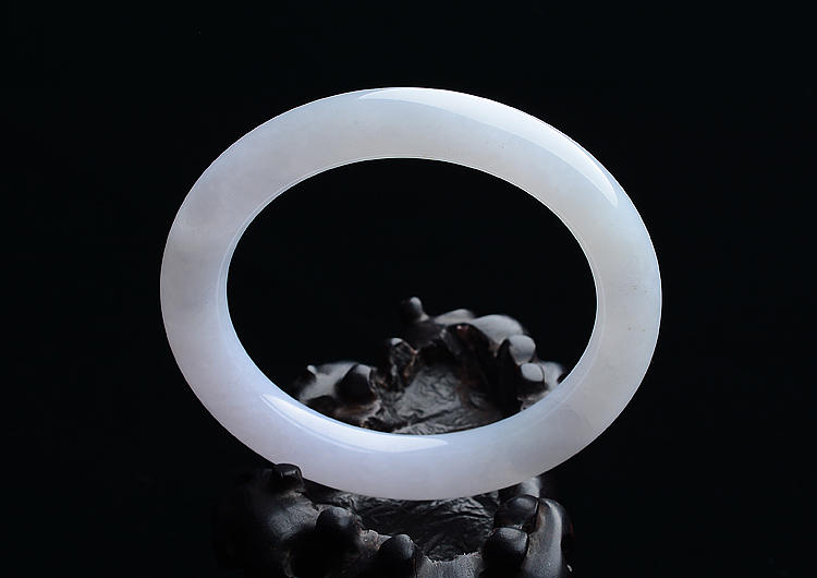 (超值推荐)糯冰种淡紫罗兰圆条手镯（56.5mm）