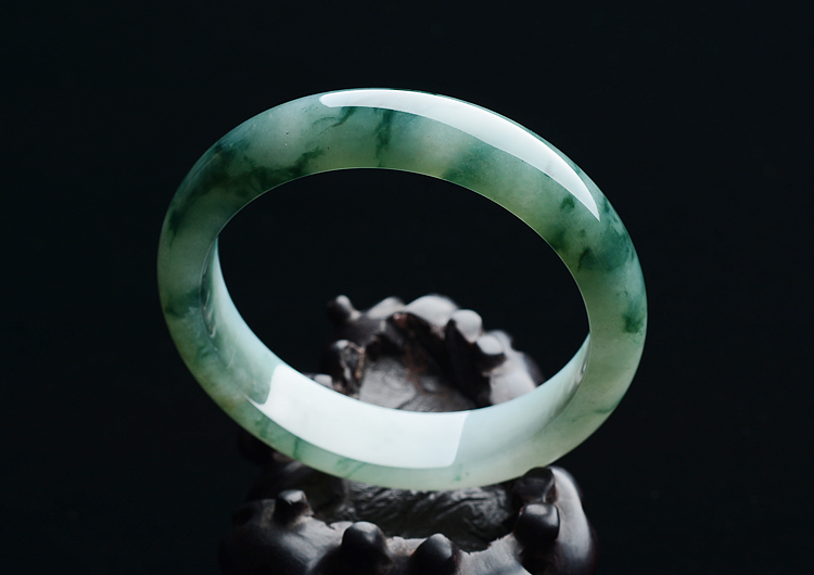 糯冰种飘花手镯（58.3mm）