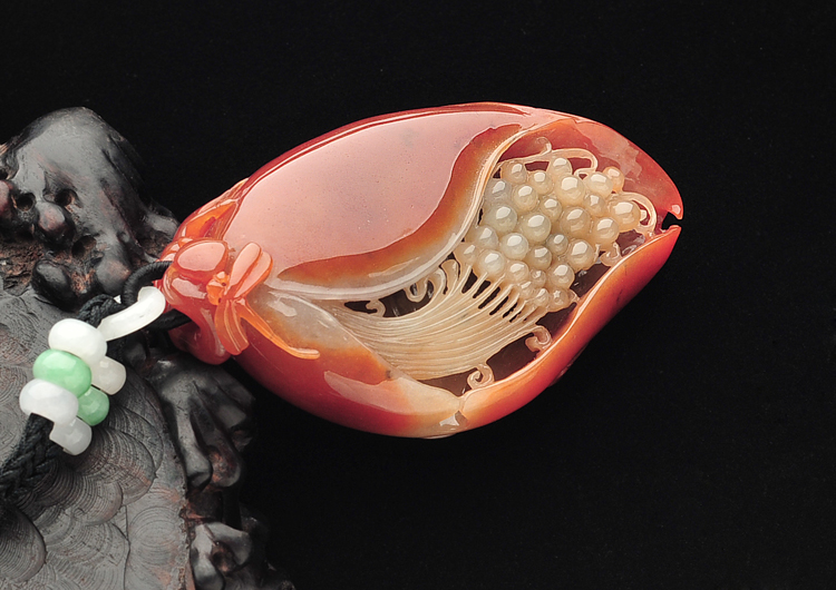 （一口价扫货）糯冰种红黄翡玉兰花挂件