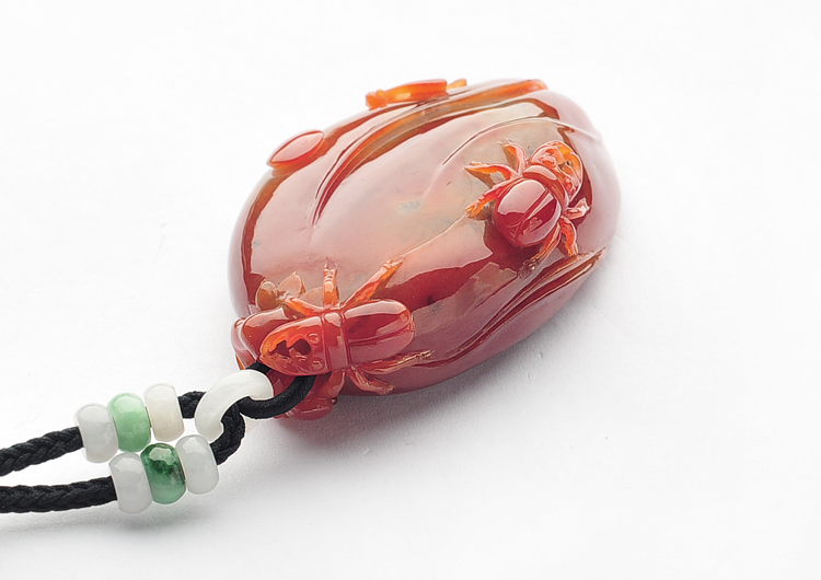 （一口价扫货）糯冰种红黄翡玉兰花挂件