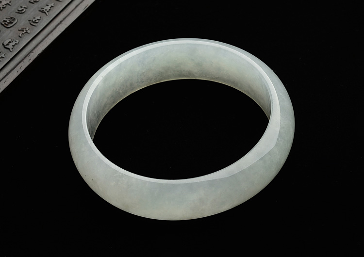 冰种淡晴水手镯(58.2mm)