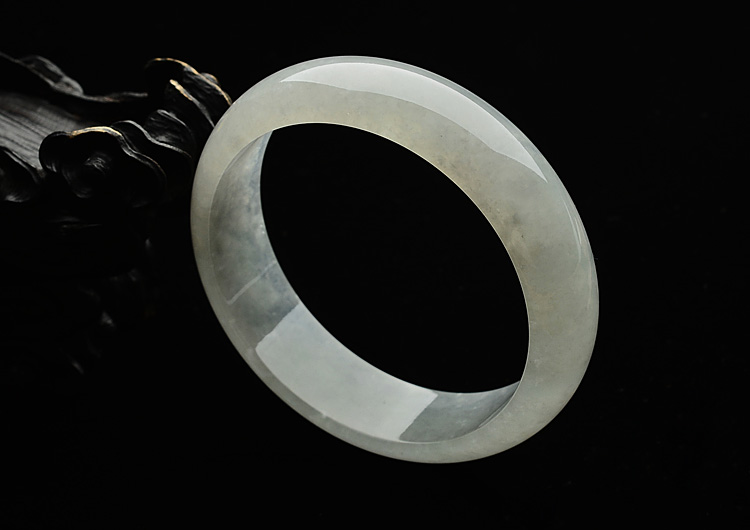 冰种淡晴水手镯(58.2mm)