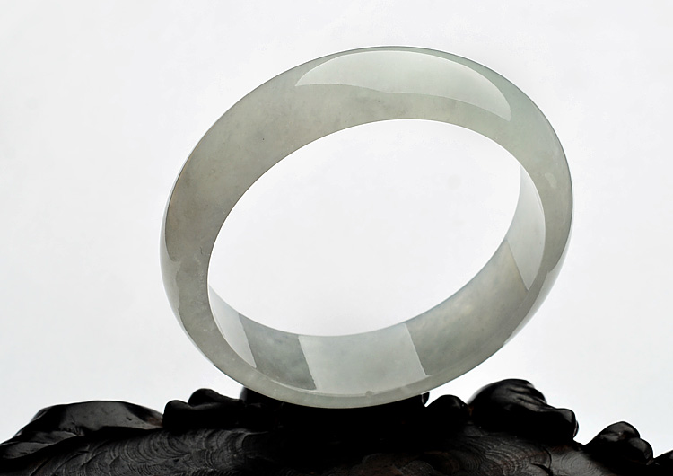 冰种淡晴水手镯(58.2mm)