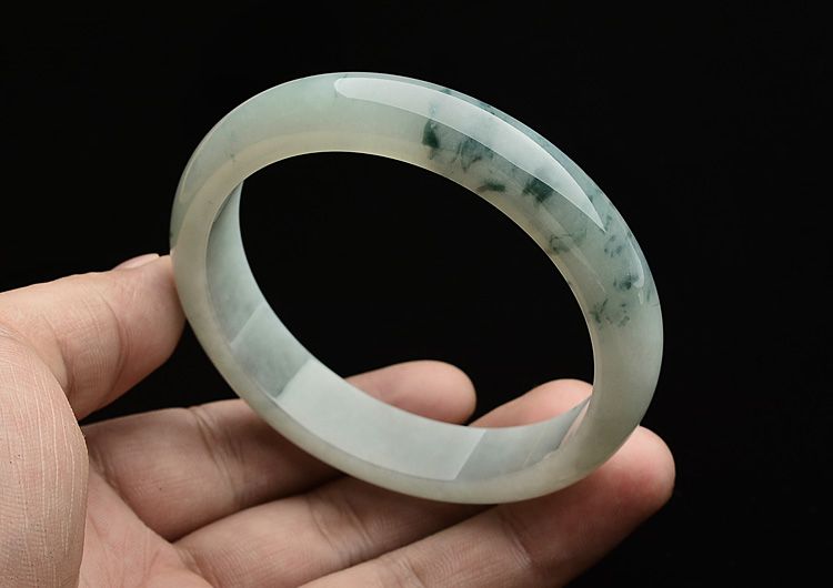 糯冰种飘花手镯(58.3mm)