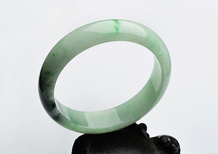 糯冰种飘花手镯(59mm)