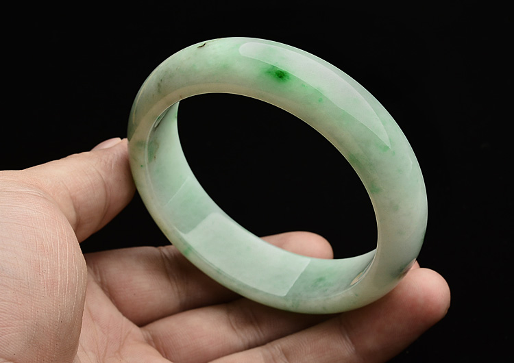 糯冰种飘翠手镯(58.2mm)