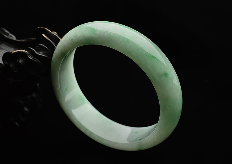 糯冰种飘翠手镯(58.2mm)