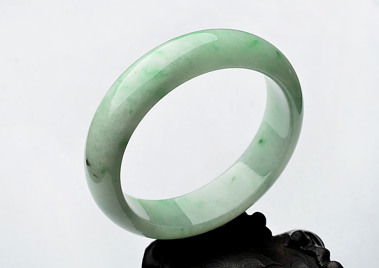 糯冰种飘翠手镯(58.2mm)