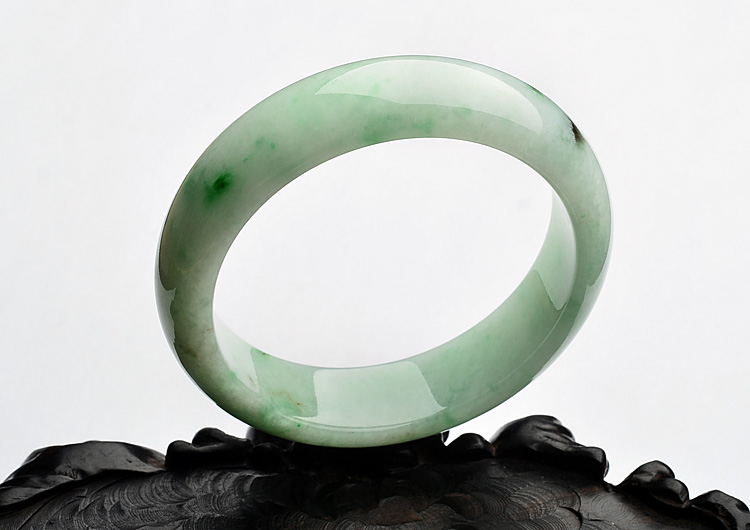 糯冰种飘翠手镯(58.2mm)