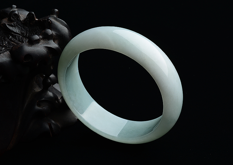 （一口价扫货）糯冰种晴水手镯（57mm）