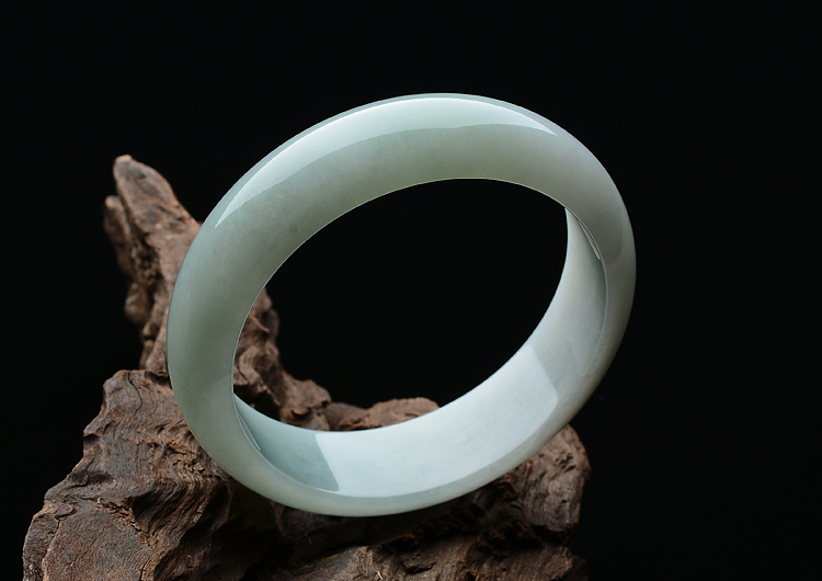 （一口价扫货）糯冰种晴水手镯（57mm）
