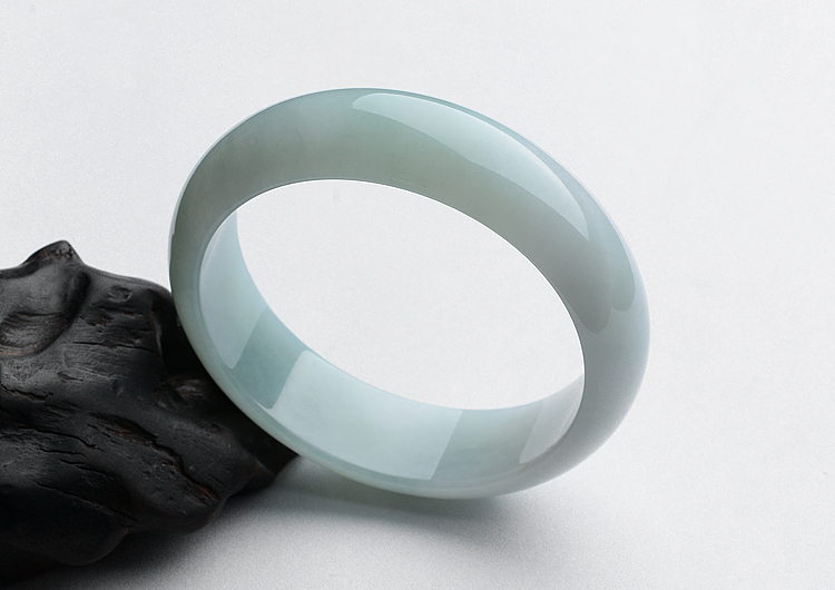 （一口价扫货）糯冰种晴水手镯（57mm）