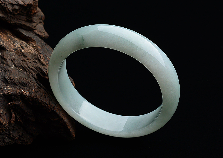 糯冰种晴水手镯（57.5mm）