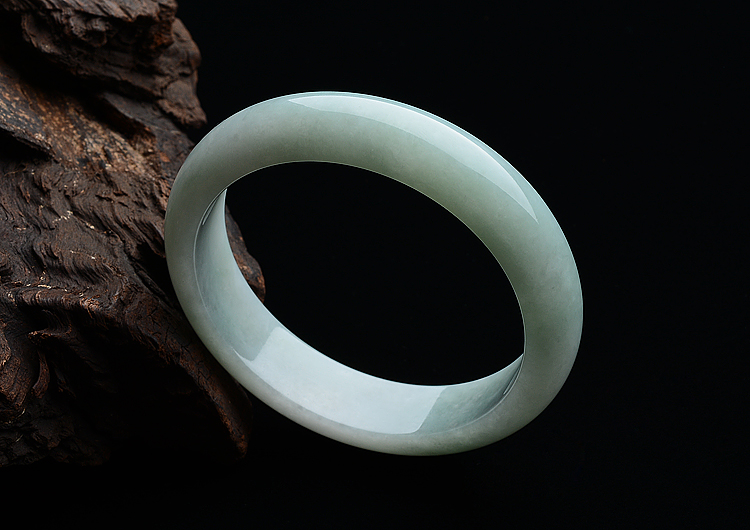 糯冰种晴水手镯（57mm）